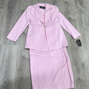 ColleZioni pink suit 3 pieces size 8